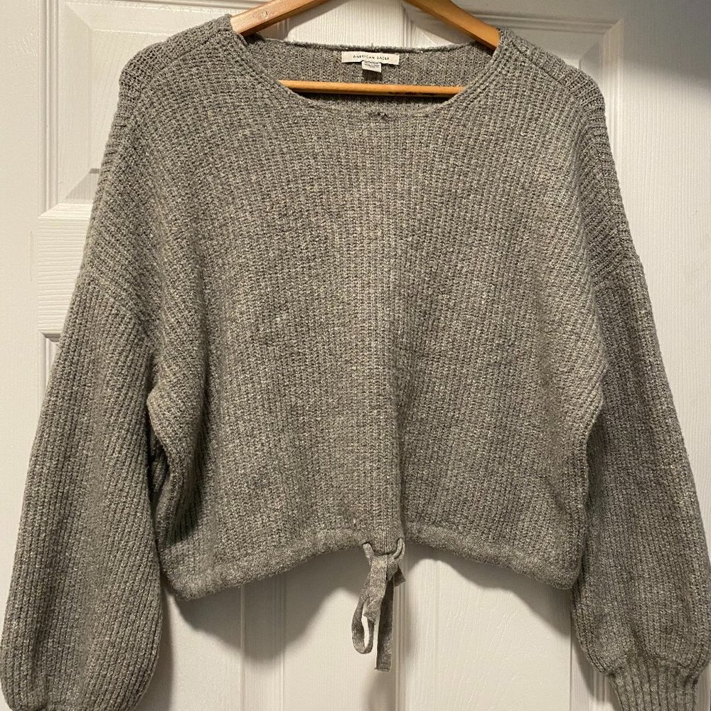 American Eagle Grey Crop Sweater Size XS - hardly worn